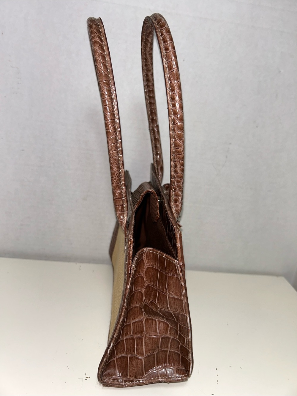 Liz Claiborne Y2K Ivory Brown Faux Leather Straw Satchel Handbag Set of 2 - Picture 10 of 13